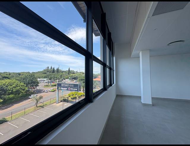 98M² RETAIL TO LET IN BALLITO CENTRAL